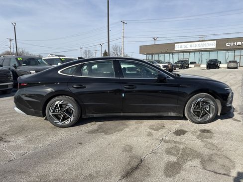 New 2026 Hyundai Sonata SEL image 2