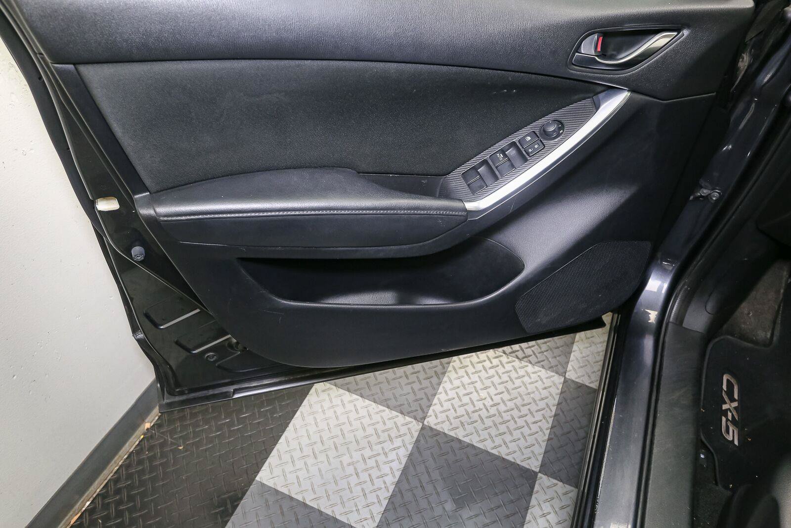 Used 2016 MAZDA CX-5 Touring AWD/4WD image 37