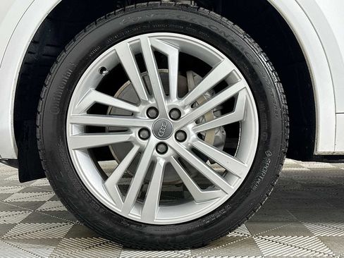 Used 2019 Audi Q5 2.0T Premium Plus w/ Premium Plus Package image 30