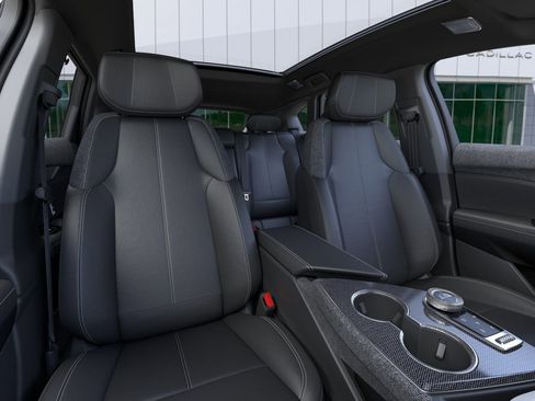 New 2026 Cadillac Optiq Luxury 1 w/ LPO, Floor Liner Package AWD/4WD image 23