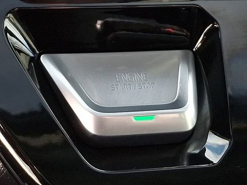 Used 2024 GMC Sierra 1500 Denali image 31