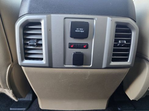 Used 2015 Ford F150 Lariat w/ Equipment Group 502A Luxury image 33