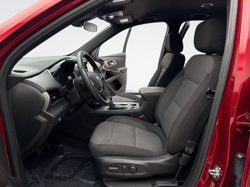 Used 2023 Chevrolet Traverse LT w/ LPO, Floor Liner Package AWD/4WD image 11