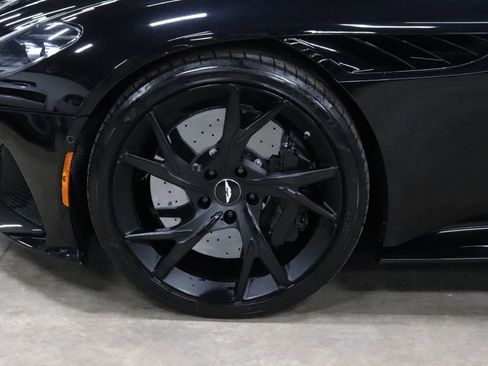 Used 2019 Aston Martin DBS Superleggera image 27
