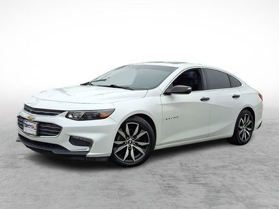 Used 2018 Chevrolet Malibu LT w/ Leather Package