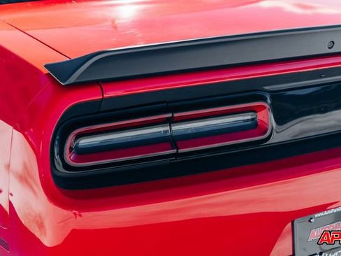 Used 2016 Dodge Challenger SRT Hellcat RWD image 55