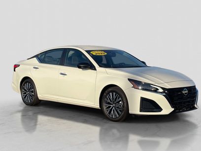 Used 2025 Nissan Altima 2.5 SV