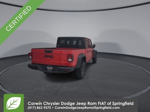 Used 2023 Jeep Gladiator Sport AWD/4WD image 3