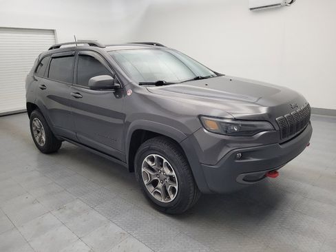 Used 2020 Jeep Cherokee Trailhawk w/ Cold Weather Group AWD/4WD image 11