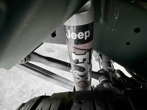 Used 2021 Jeep Gladiator Rubicon w/ LED Lighting Group AWD/4WD image 36