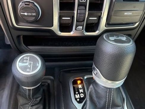 Used 2025 Jeep Wrangler Unlimited Sport AWD/4WD image 21