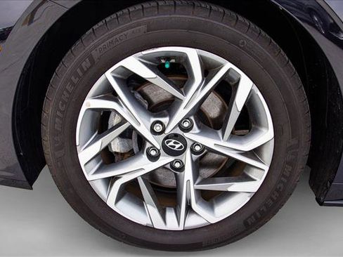 Used 2023 Hyundai Sonata SEL w/ Convenience Package FWD image 9