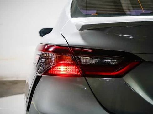 Certified 2023 Toyota Camry SE image 9