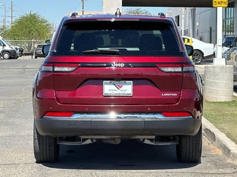 Certified 2024 Jeep Grand Cherokee Limited RWD image 4