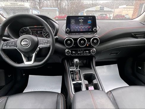 Used 2024 Nissan Sentra SR w/ SR Premium Package image 14