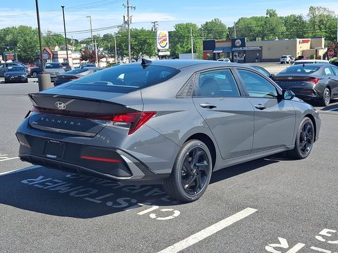 New 2026 Hyundai Elantra Sport FWD image 5