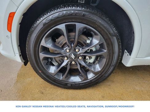 Used 2025 Dodge Durango R/T AWD/4WD image 18