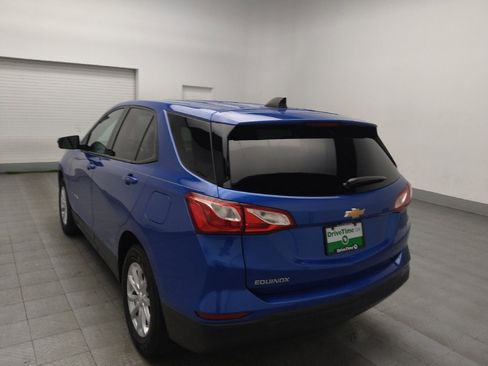 Used 2019 Chevrolet Equinox LS w/ LS Convenience Package image 5