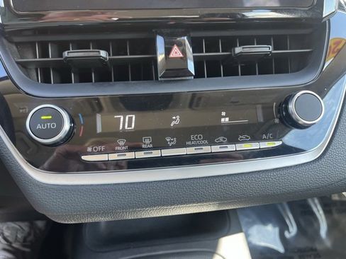 Used 2024 Toyota Corolla LE image 25