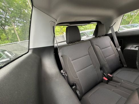 Used 2023 GMC Acadia SLE w/ Driver Convenience Package AWD/4WD image 36
