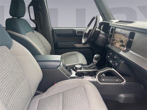 Used 2022 Ford Bronco Outer Banks w/ Sasquatch Package image 17