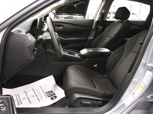 Used 2023 Honda Accord EX image 9