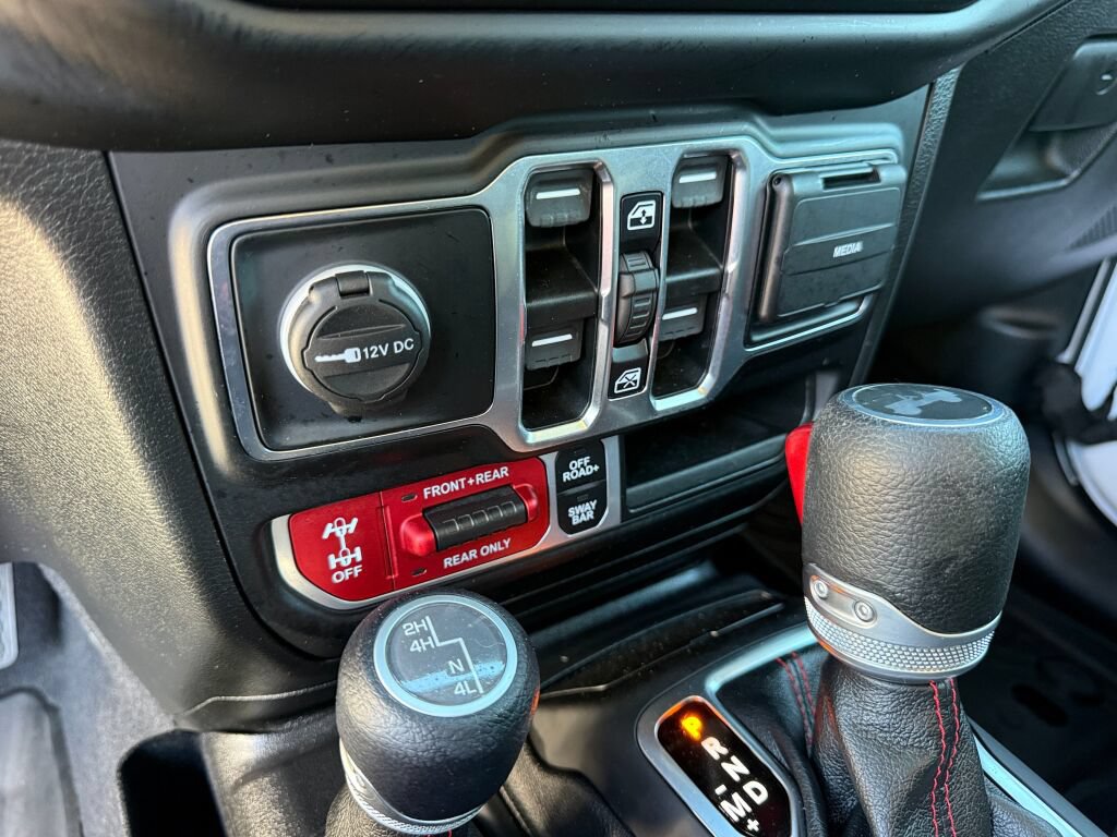 Used 2021 Jeep Wrangler Unlimited Rubicon AWD/4WD image 27