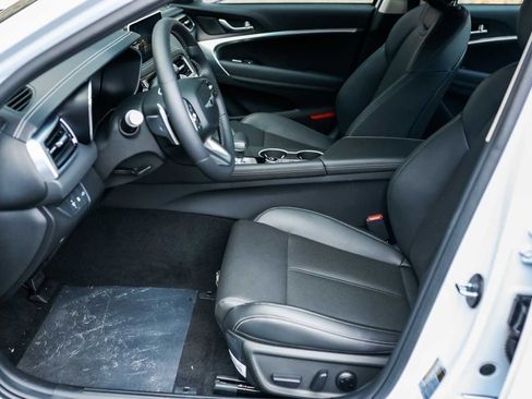 New 2026 Genesis G70 2.5T image 13