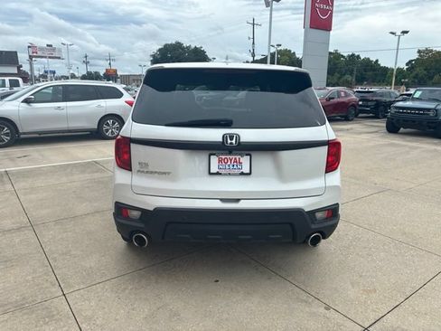 Used 2022 Honda Passport EX-L image 6