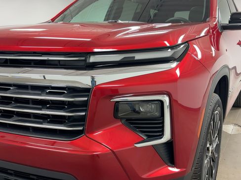 New 2026 Chevrolet Traverse LT w/ Sun and Wheel Package image 10