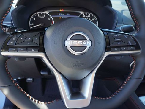 Certified 2025 Nissan Altima 2.5 SR image 17