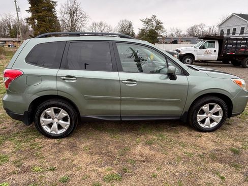 Used 2014 Subaru Forester 2.5i Premium w/ All-Weather Package image 4
