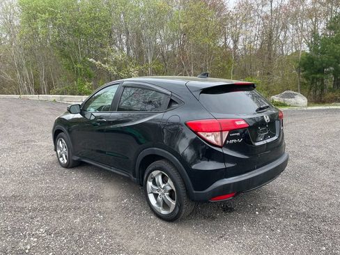 Used 2017 Honda HR-V EX image 8
