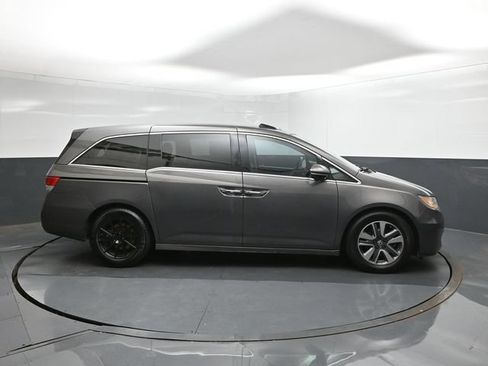 Used 2015 Honda Odyssey Touring Elite image 26