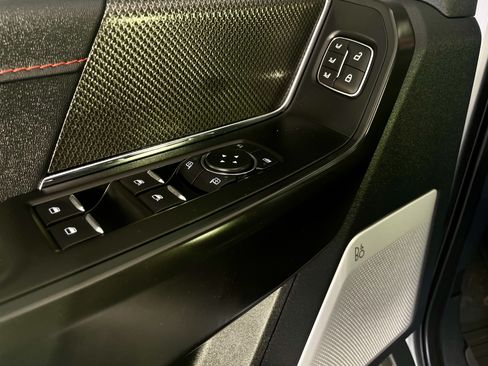 Used 2025 Ford F150 Raptor AWD/4WD image 12