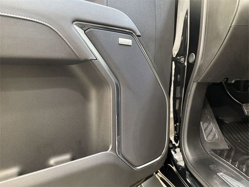 Used 2025 Chevrolet Silverado 2500 LTZ w/ LTZ Convenience Package image 24