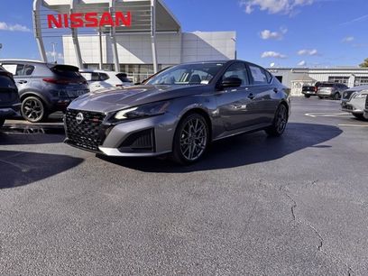 Used 2023 Nissan Altima 2.0 SR