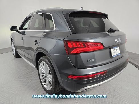 Used 2019 Audi Q5 2.0T Premium Plus w/ Premium Plus Package AWD/4WD image 4