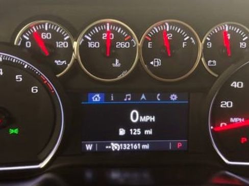 Used 2019 Chevrolet Silverado 1500 LT w/ Texas Edition image 26