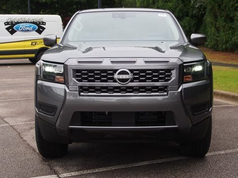 Used 2026 Nissan Frontier SV RWD image 2
