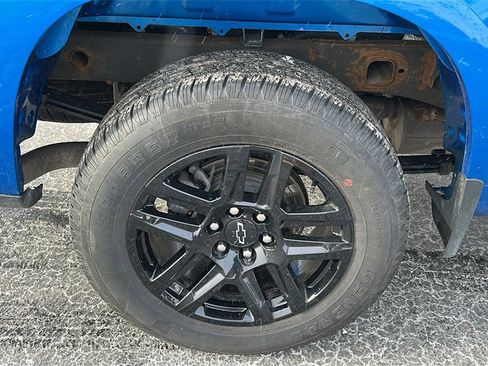 Certified 2023 Chevrolet Silverado 1500 Custom w/ LPO, Dark Essentials Package image 11