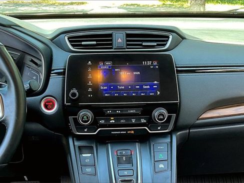 Used 2021 Honda CR-V Touring image 9