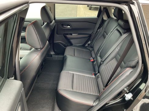 Used 2025 Nissan Rogue SV w/ Rock Creek Premium Package AWD/4WD image 20