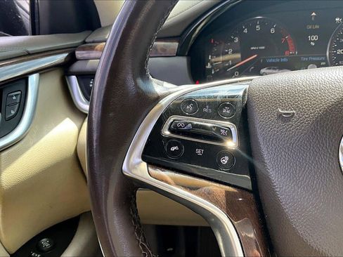 Used 2014 Cadillac XTS Platinum FWD image 18