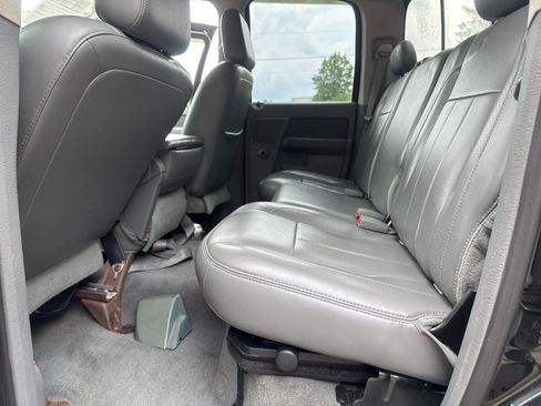 Used 2006 Dodge Ram 3500 Truck Laramie AWD/4WD image 17