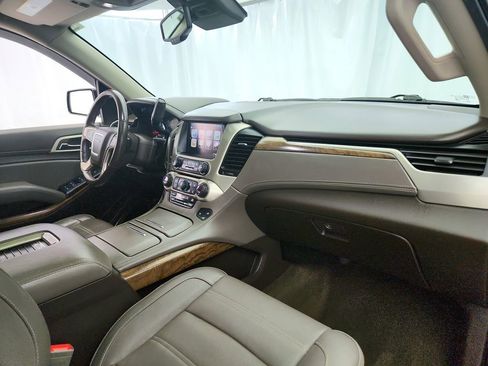 Used 2019 GMC Yukon XL Denali w/ Denali Ultimate Package AWD/4WD image 33