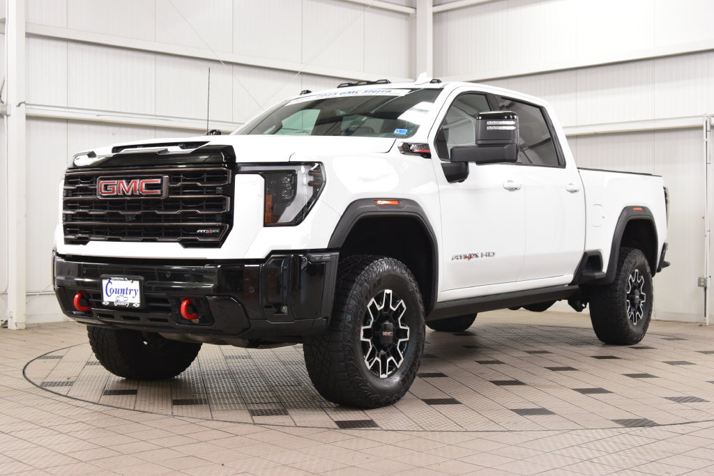 Used 2025 GMC Sierra 2500 AT4X AWD/4WD image 3