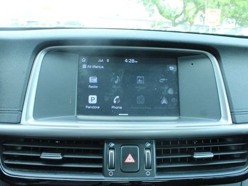 Used 2018 Kia Optima LX FWD image 19