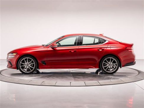 Used 2023 Genesis G70 2.0T RWD image 2