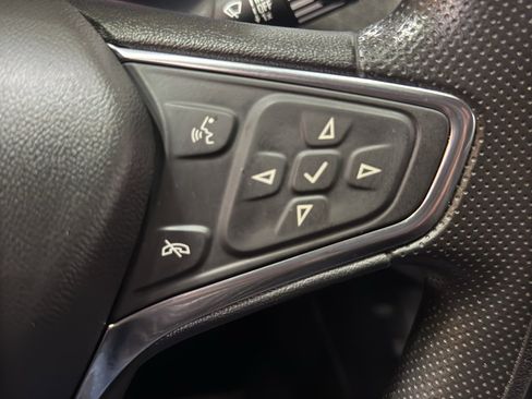 Used 2021 Chevrolet Malibu LT image 23